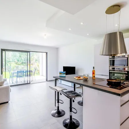 דירה Domaine D'arca-2 By Interhome